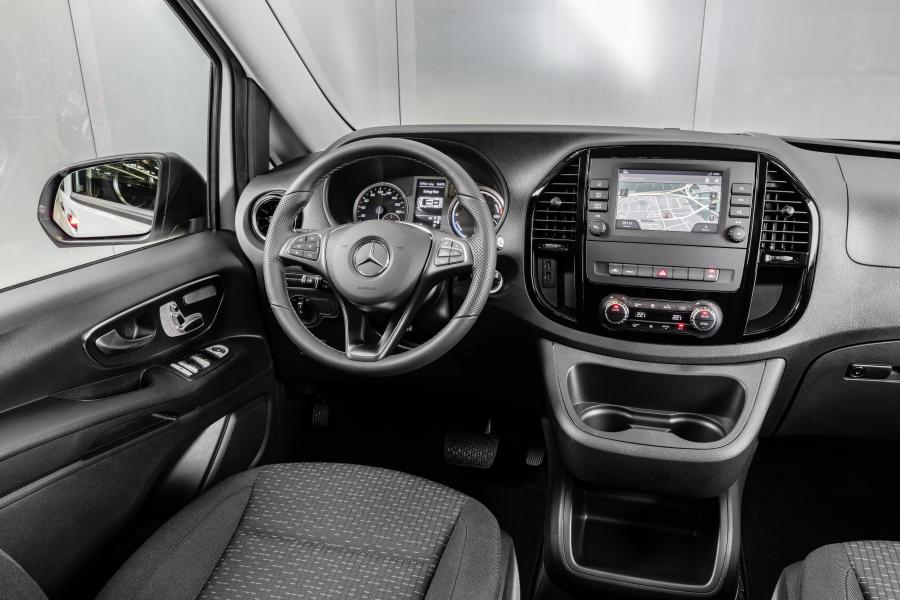 Торпедо Mercedes-Benz eVito Tourer (W447) 2020 года  (WW) (фото 16 из 22)
